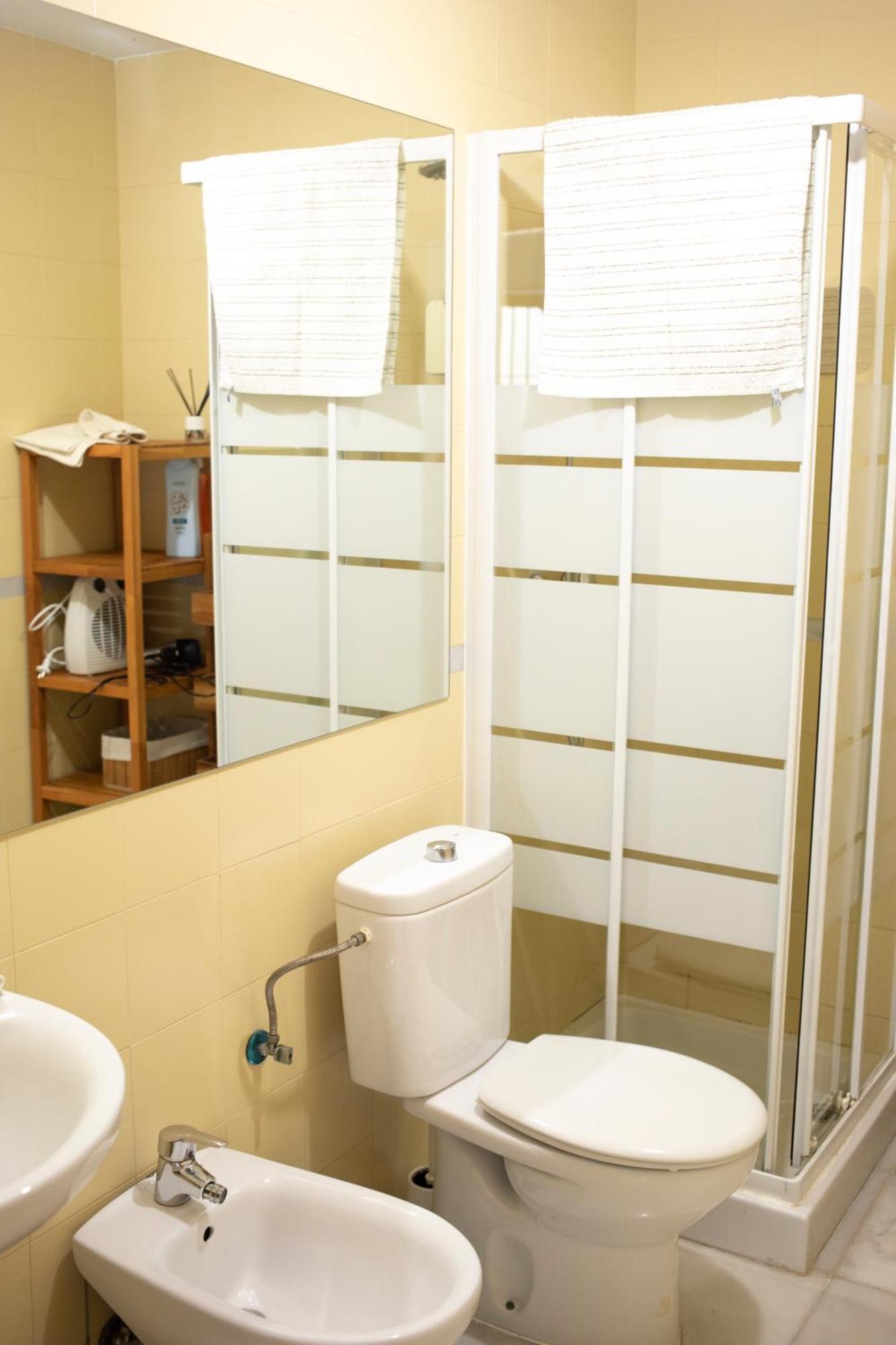 Atico Con Balcon En Pleno Centro Leilighet Sevilla Eksteriør bilde